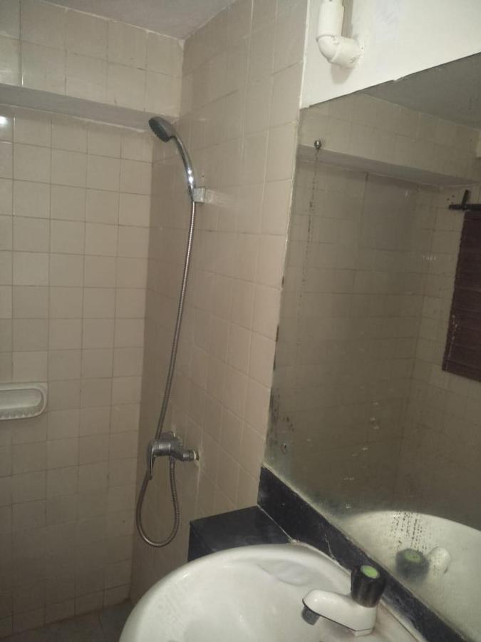 Penthouse Hotel Jakarta Exterior foto